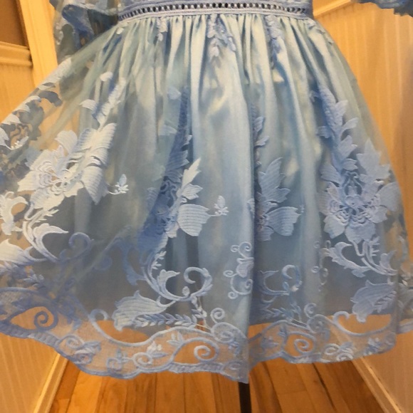 Two Sisters light blue “cold shoulder” mini dress - Picture 5 of 10